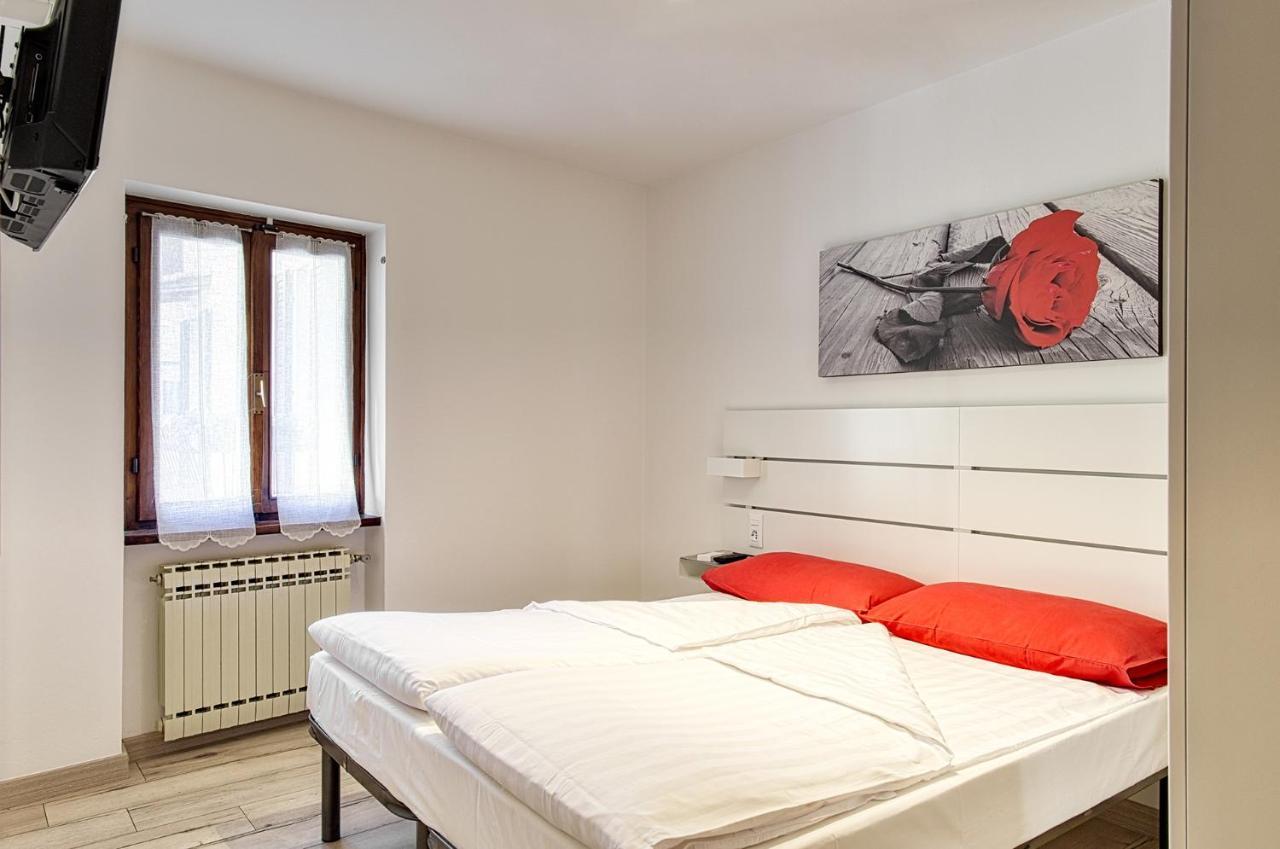 Casa Raffaele Villa Malcesine Bagian luar foto